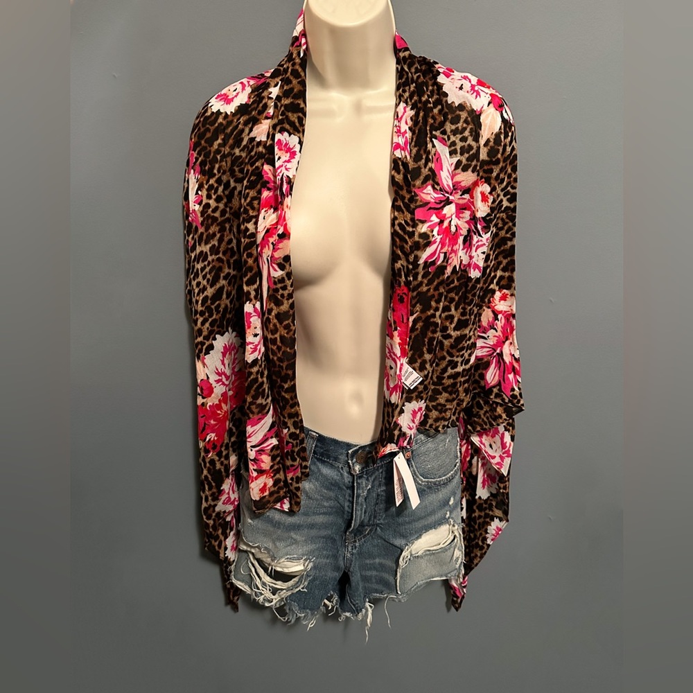 Leopard print wrap
